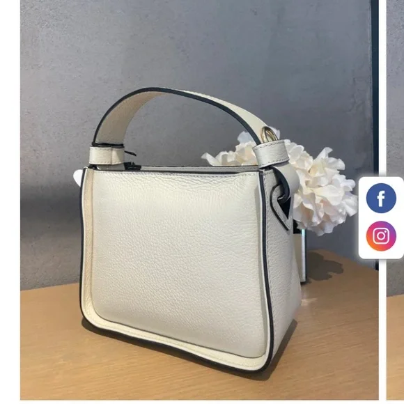 NWOT! Genuine Leather Hand Bag in Cream Color from my trip to Italy😍 - Picture 2 of 8